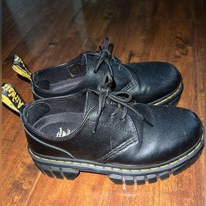 Dr. Martens Platform in Black